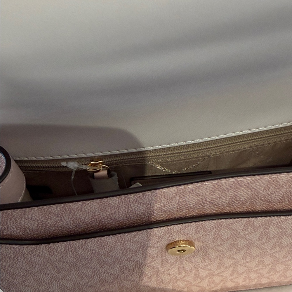 Michael Kors Blush and White Crossbody Bag - Picture 2 of 4